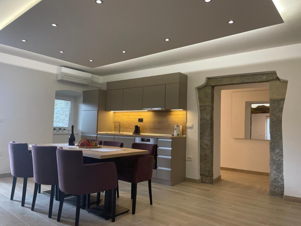 Villa Sanela Pobegi 外观 照片